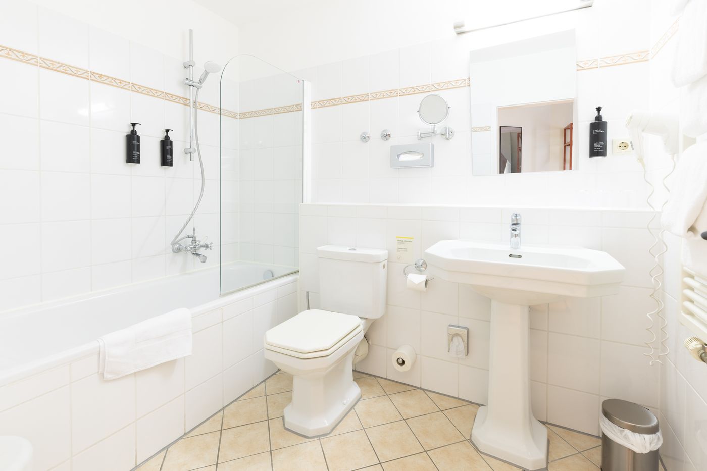 Hotel-Kronprinz-Berlin-Room-29