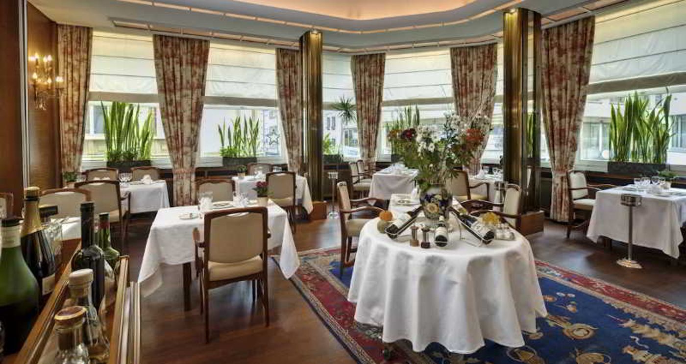 Grand-Hotel-Cravat-Restaurant-32