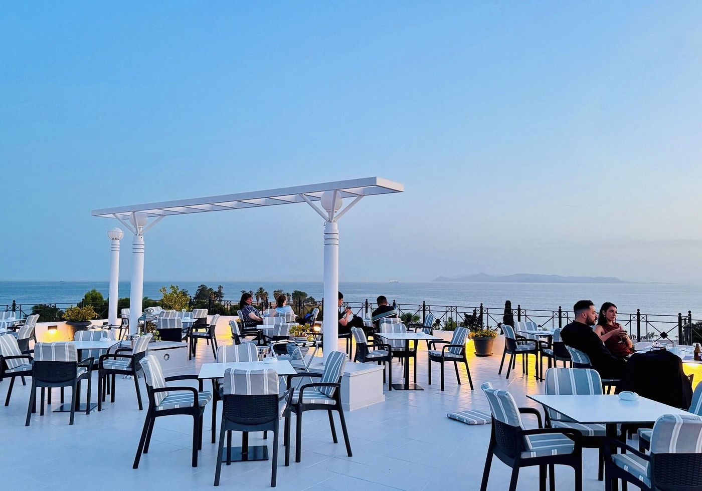 London-General-view-12