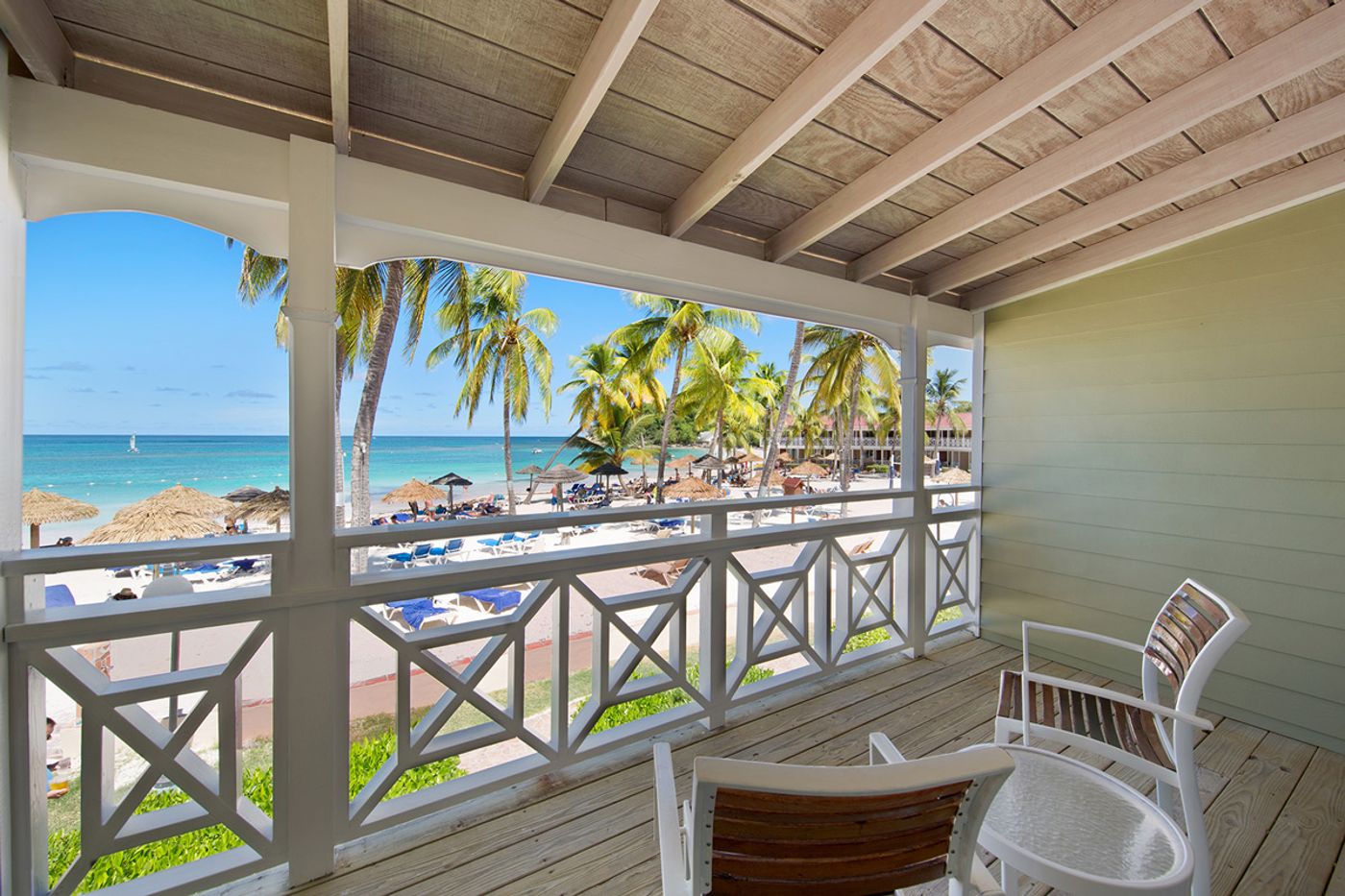 Pineapple Beach Club - Adults Only