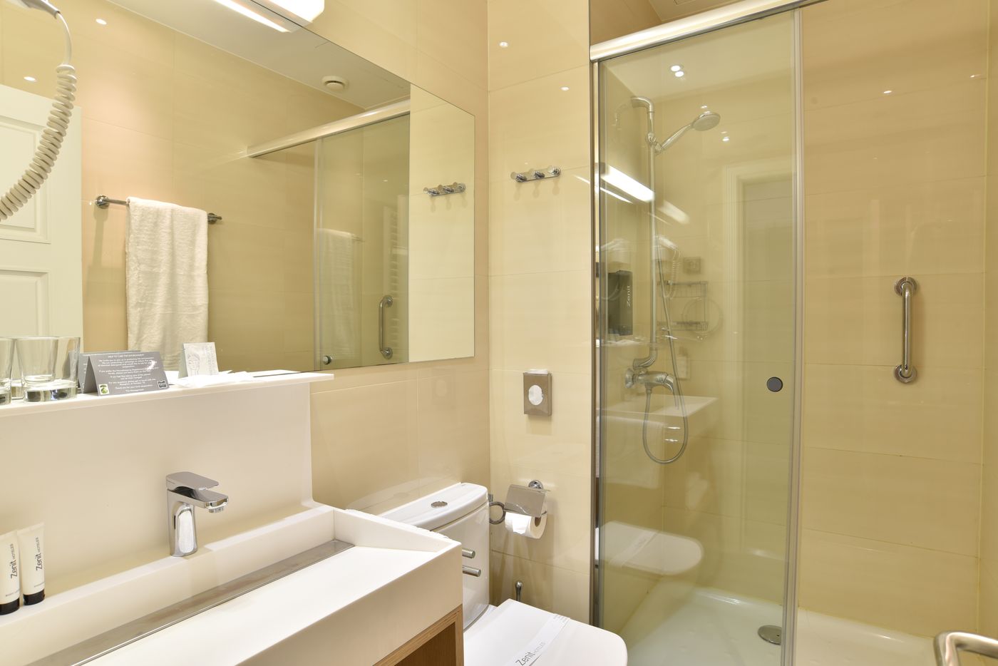 Zenit-Budapest-Palace-Room-46