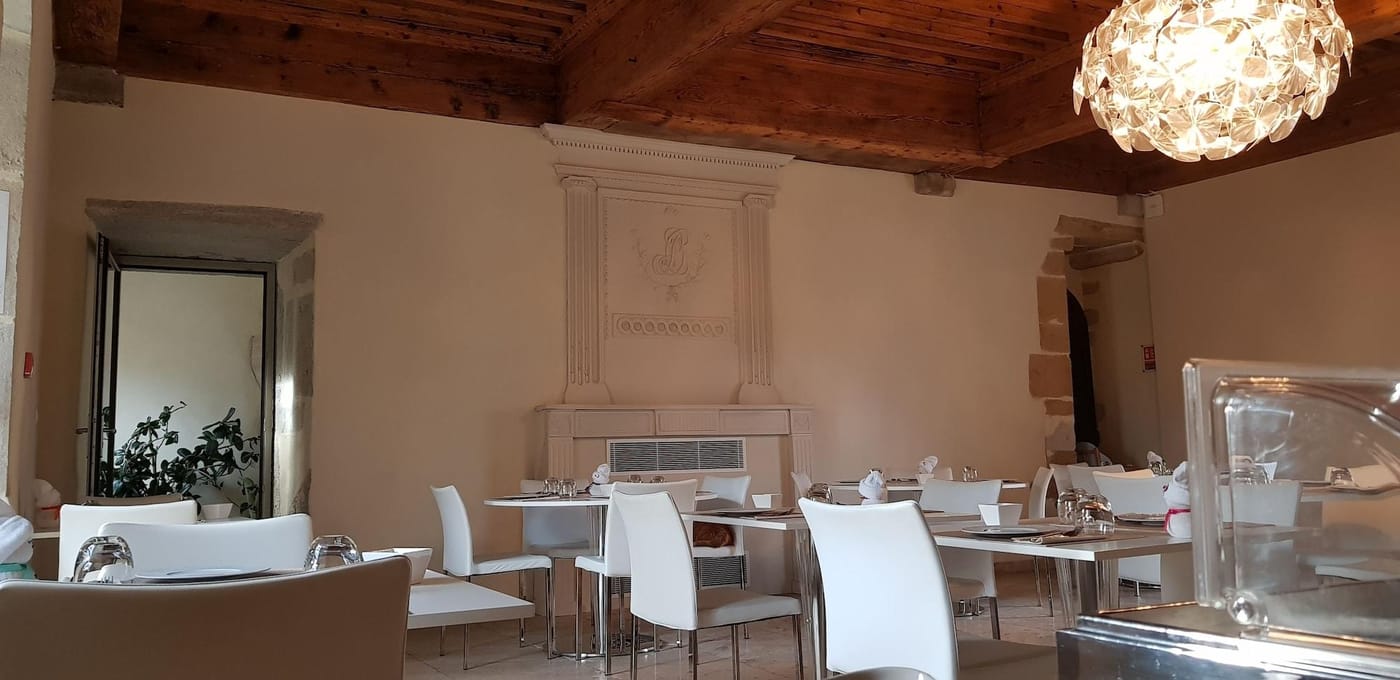 Les Chambres De La Renaissance - France - SAINTE-JULIE - Restaurant - 1