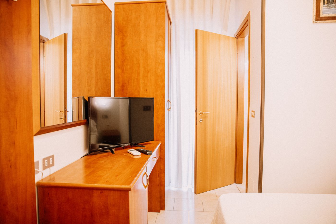 Hotel Magnolia-Italy-GARGANO - VIESTE-Room-3