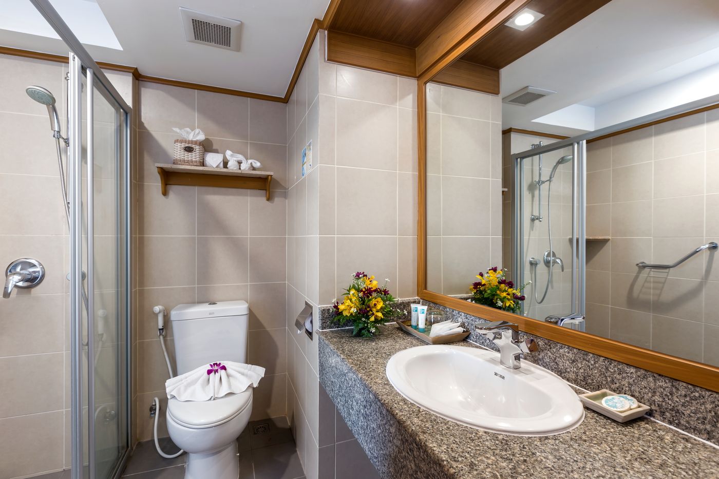 Thara-Patong-Beach-Resort-Room-50