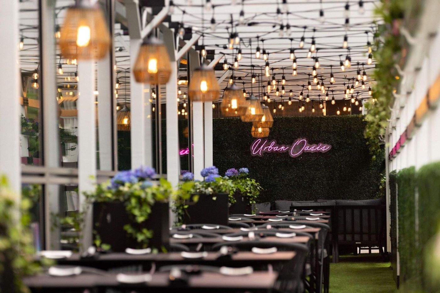 W-Hotel-Boston-Restaurant-79