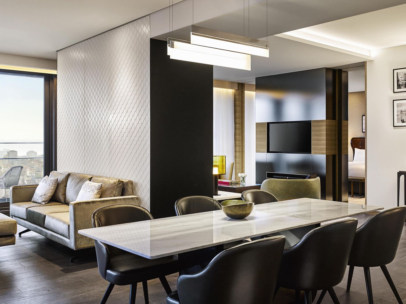 Fairmont-Quasar-Istanbul-Room-37