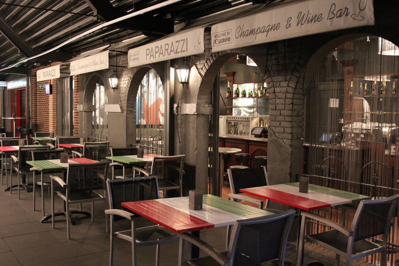 Courtyard-Amsterdam-Airport-Restaurant-58