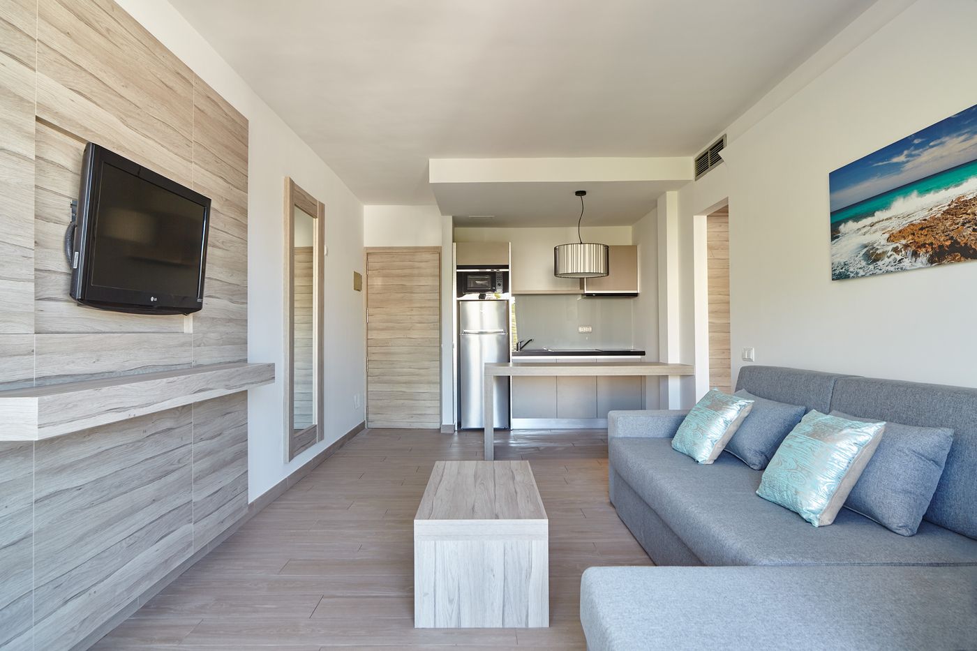 Sol-Bahia-Ibiza-Suites-Room-24