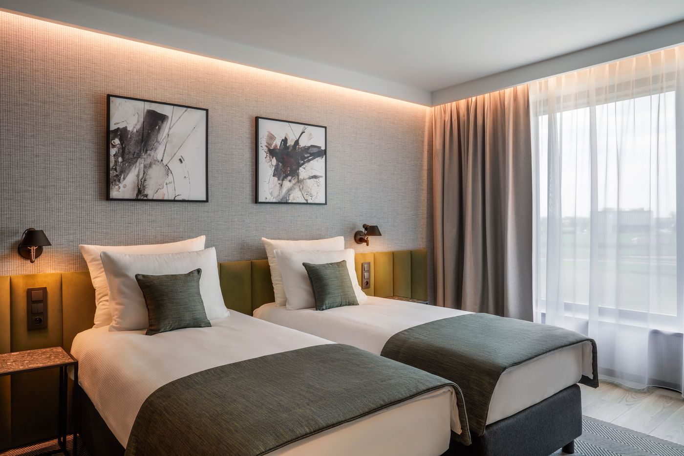 Q Hotel Plus Wroclaw Bielany-Poland-Bielany Wrocławskie-Room-8