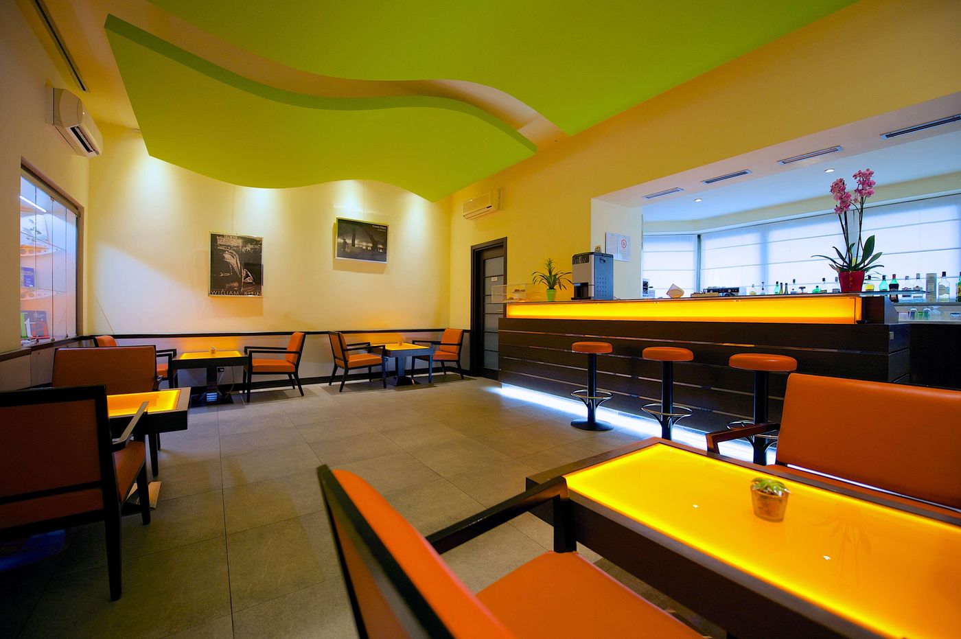 Best Western Crystal Palace Hotel - Italy - Torino - Bar - 7