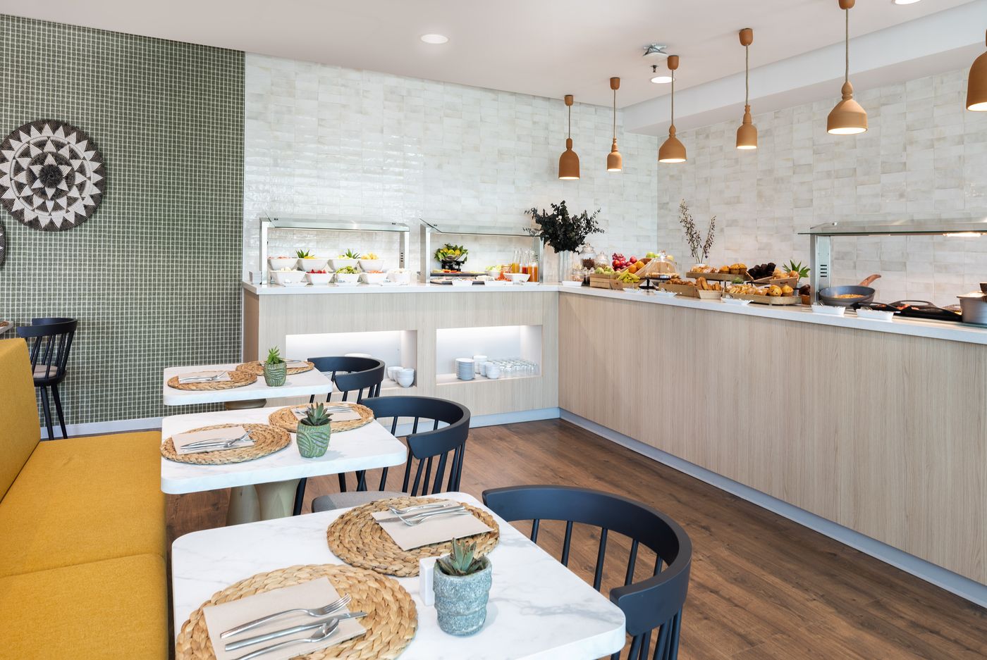 Malaga-Alameda-Centro-Affiliated-by-Melia-Restaurant-40