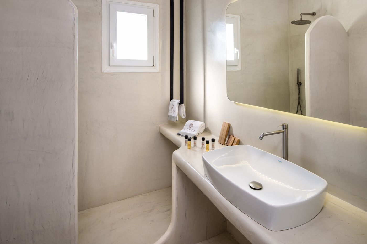 Aelia-Luxury-Suites-Room-47