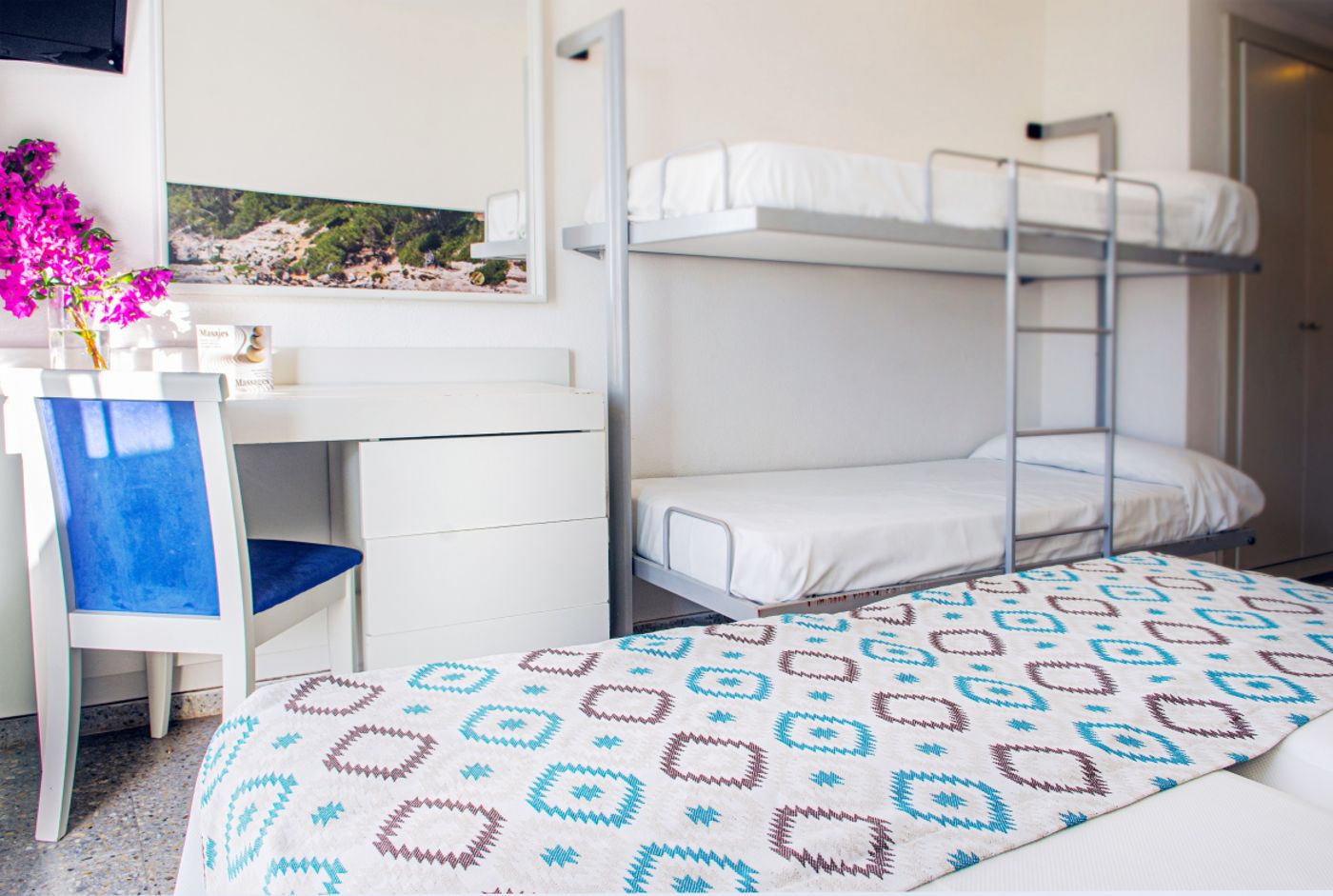 08.05.25 Club Aguamarina