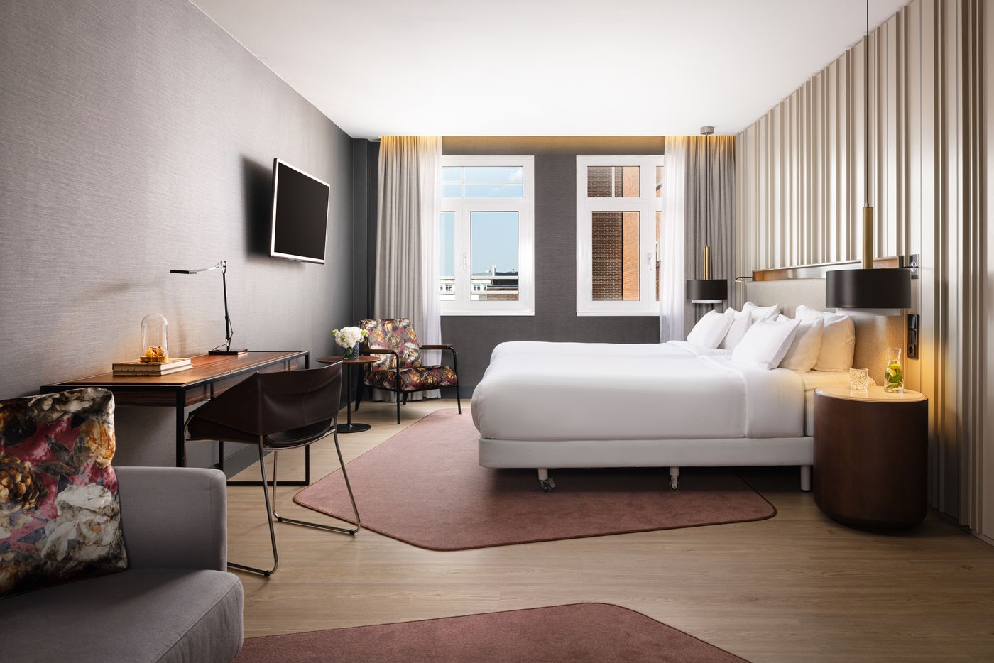 NH-Collection-Amsterdam-Flower-Market-Room-24