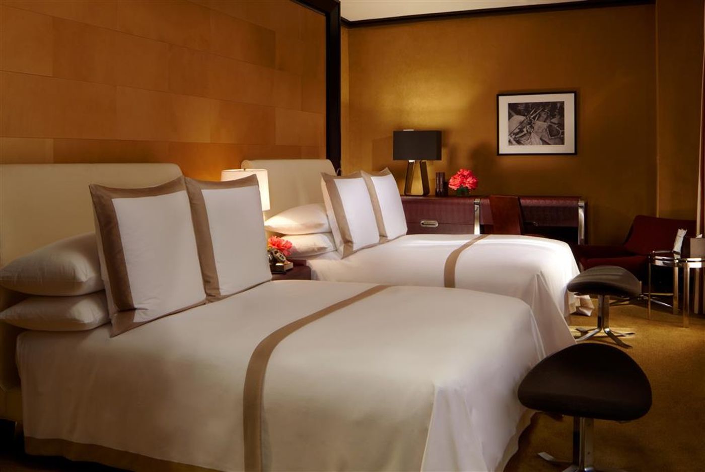 The-Chatwal-in-the-unbound-Collection-Room-49