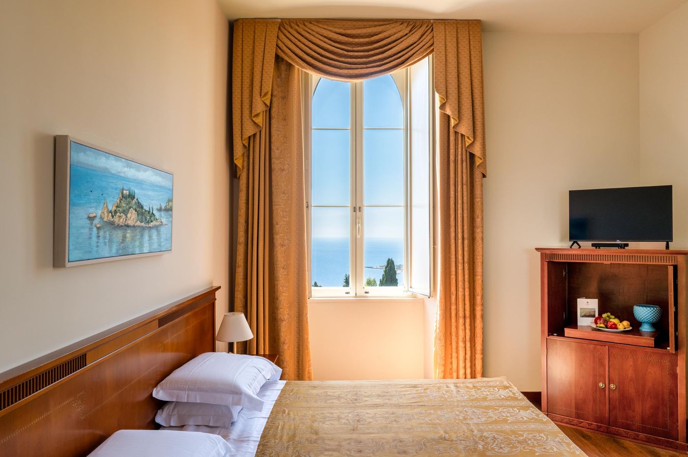 Excelsior-Palace-Room-26