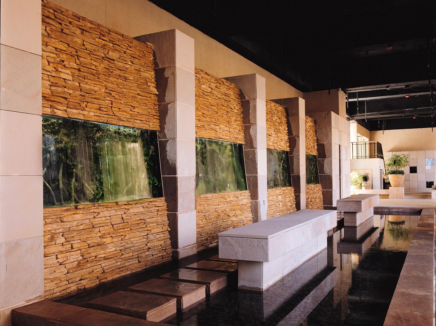 Winland-800-Hotel-Lobby-8