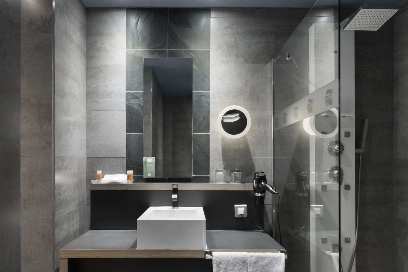 Petit-Palace-Plaza-Mayor-Room-26