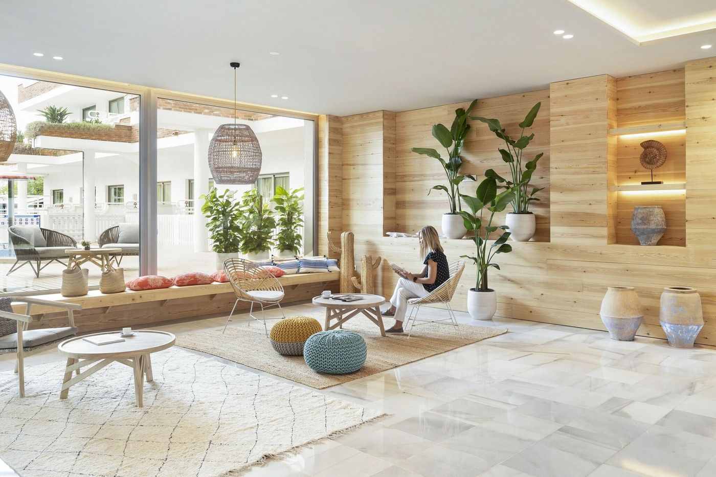 Indalo-Park-Lobby-56