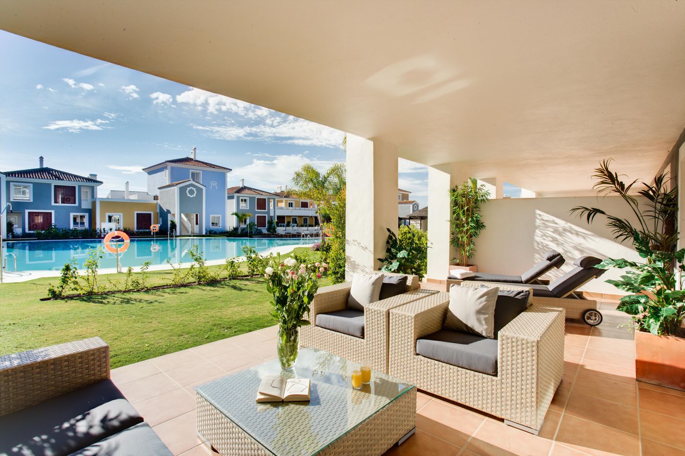 Cortijo-del-Mar-Resort-Terrace-10