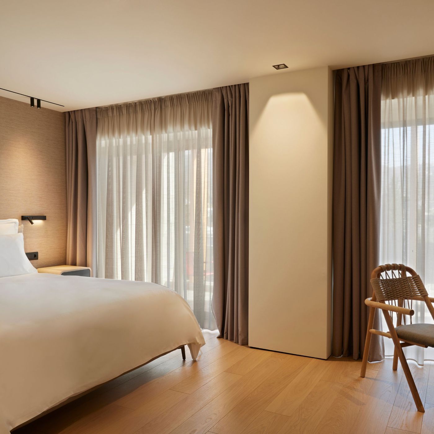 Dusit-Suites-Athens-Room-19