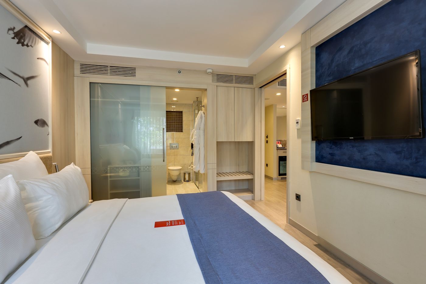 Ramada-Istanbul-Old-City-Room-32