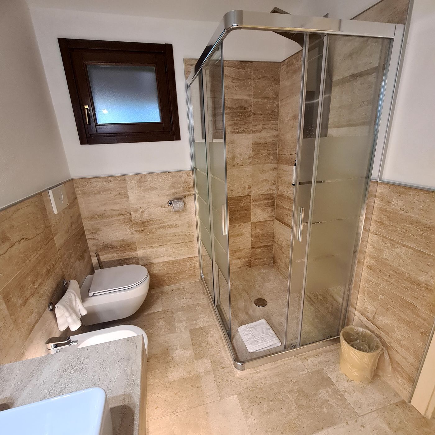 Garden-Beach-Room-32