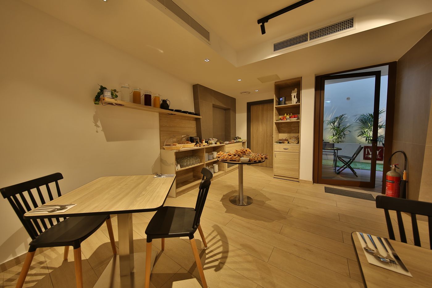 Ivy-Hotel-Restaurant-16