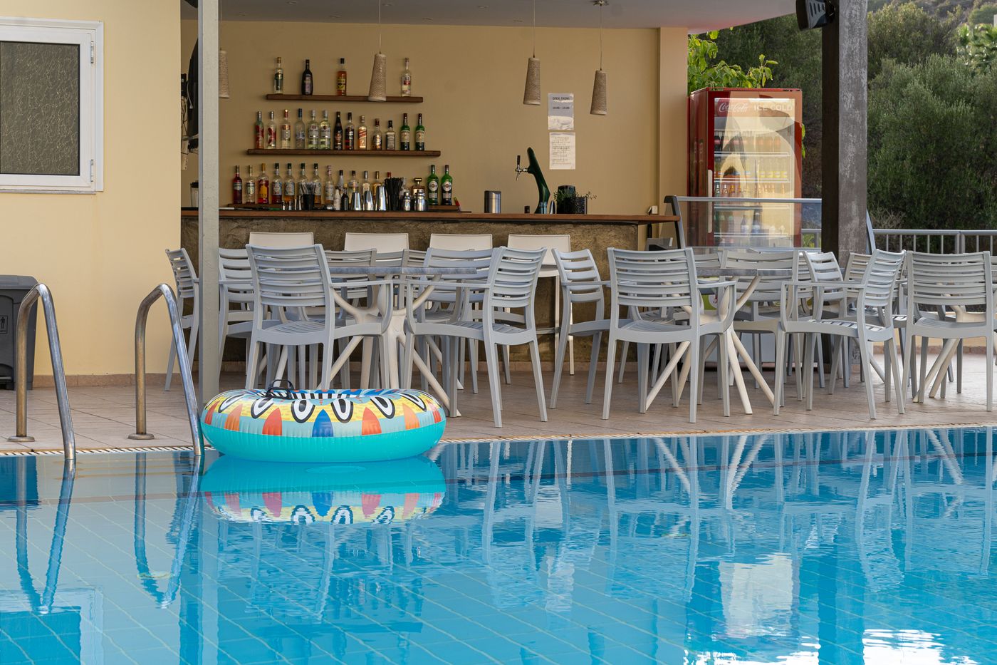 Elpis-Studios---Apartments-Bar-13