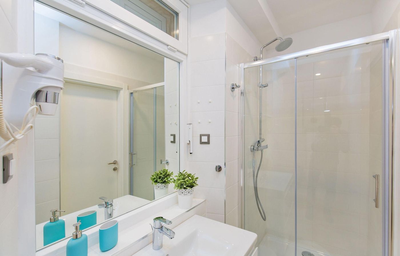 Porta-Apartments-By-Irundo-Room-29