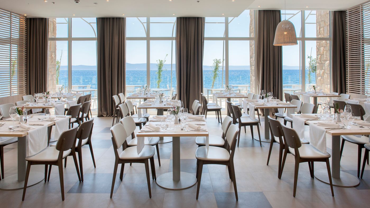 Bluesun-Hotel-Jadran-Restaurant-43