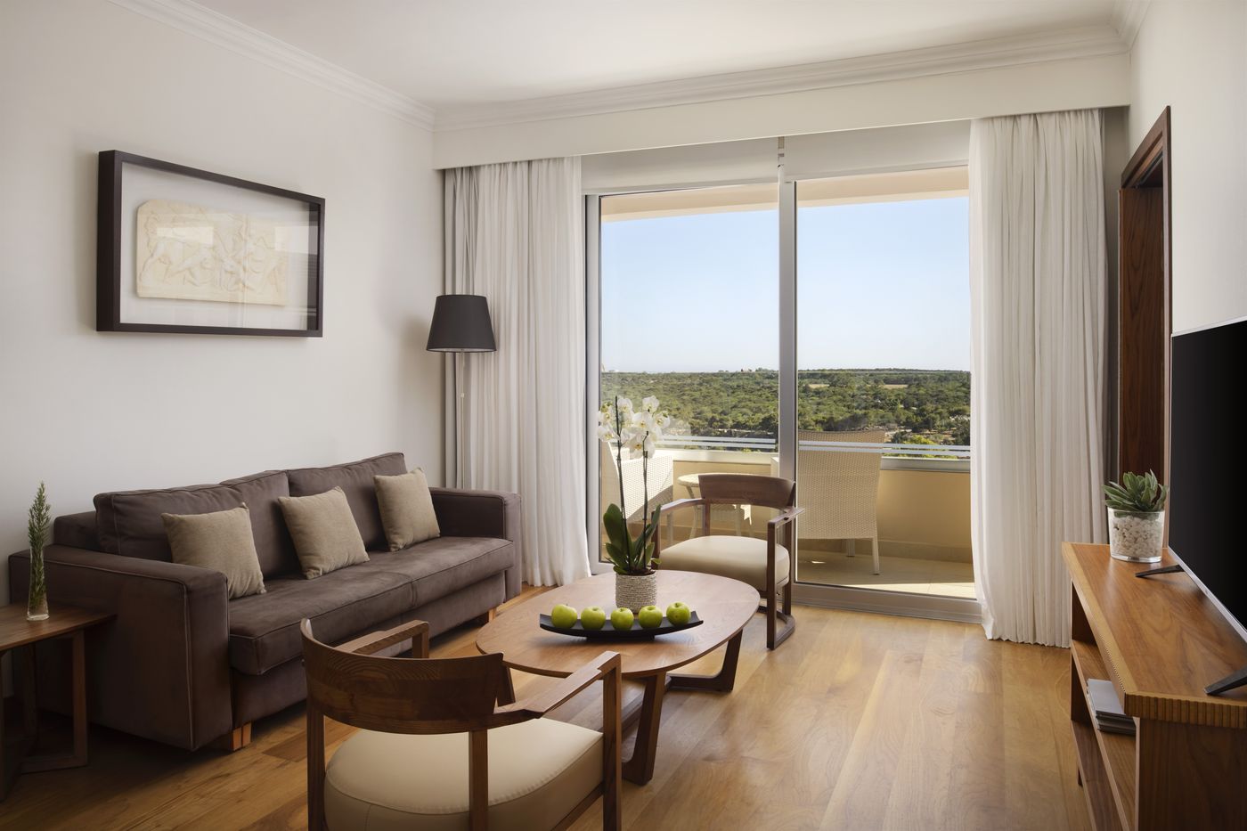 Grecian-Park-Hotel-Room-33