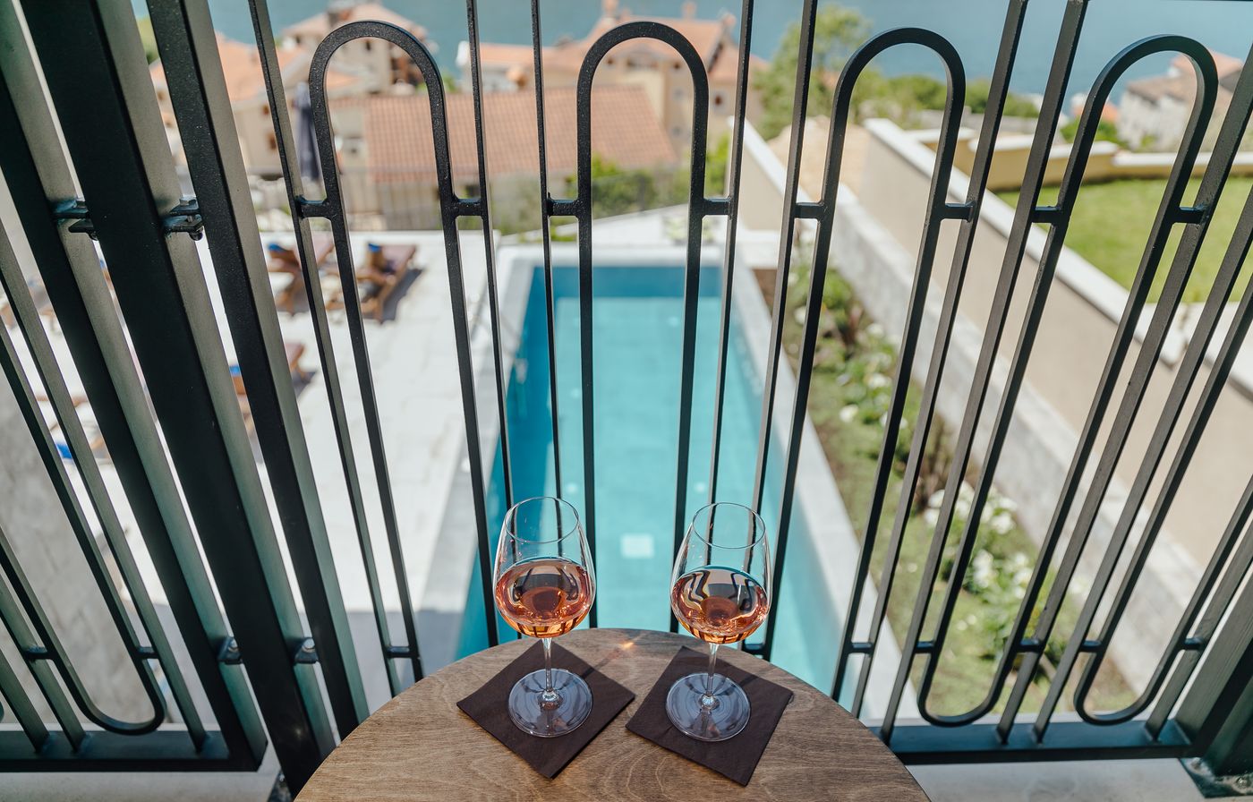 Hotel-Casa-Del-Mare-Vizura-Pool-11