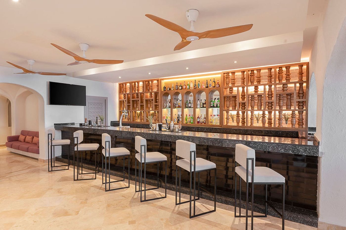 GR-Caribe-by-Solaris-Bar-26