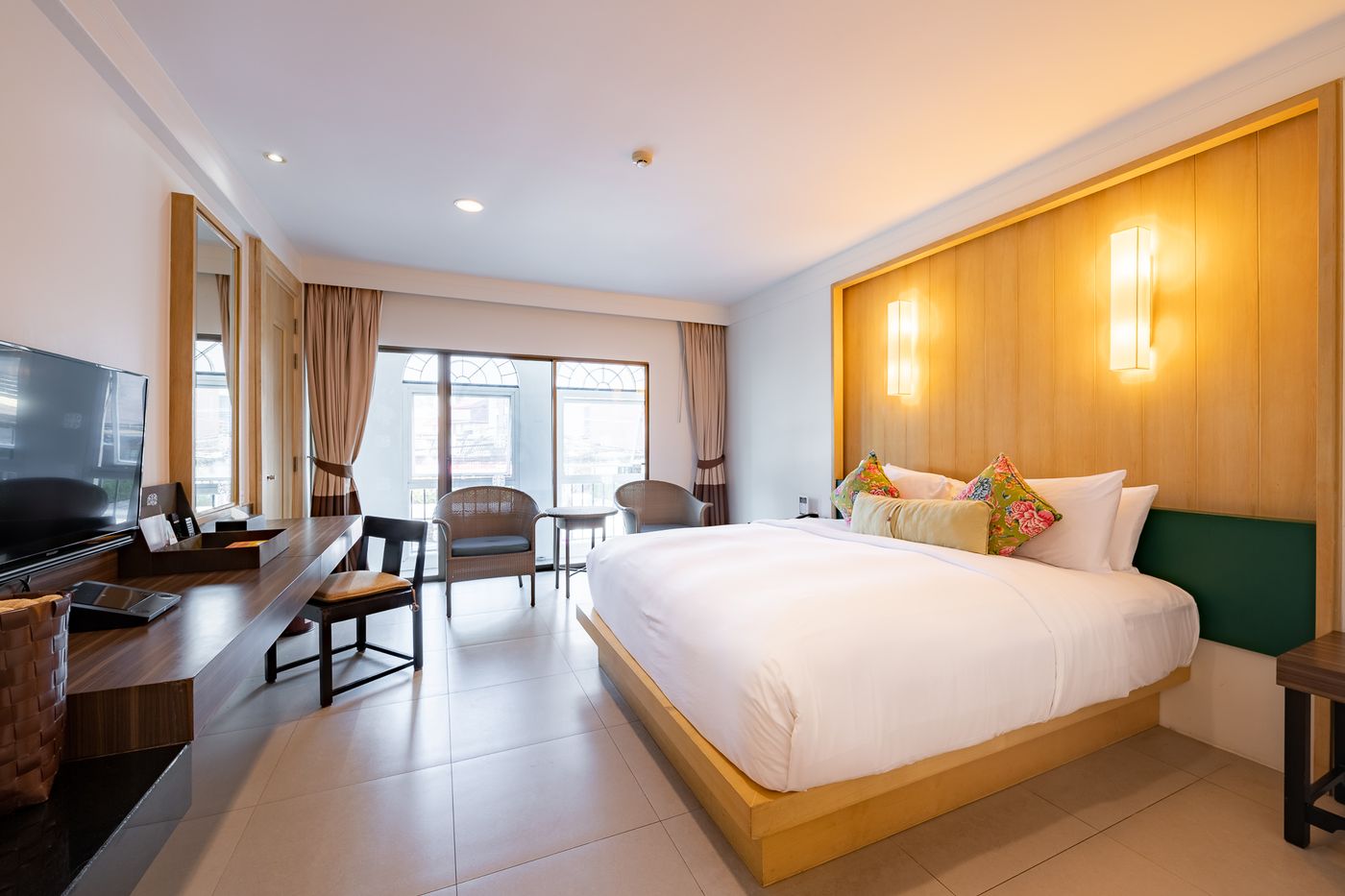 Centara-Sawaddi-Patong-Resort-Room-19