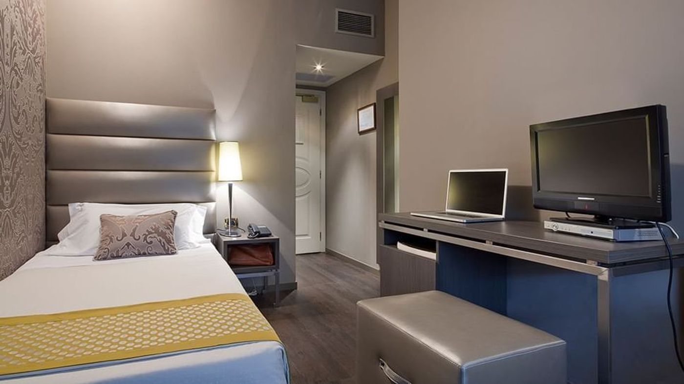 Hotel-Mozart-Room-15