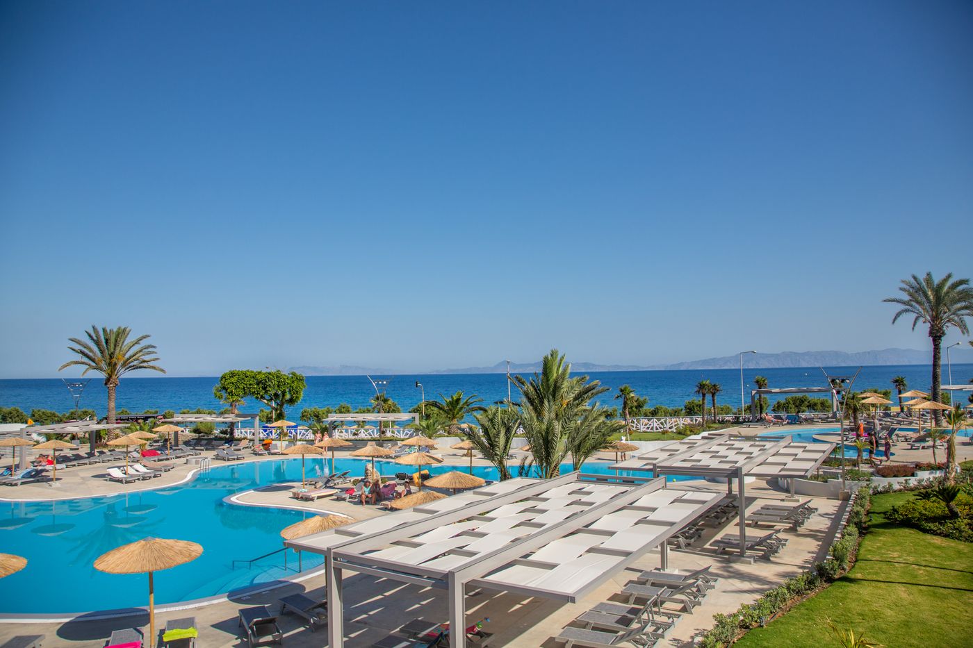 Akti-Imperial-Deluxe-Resort---Spa-Dolce-by-Wyndham-Pool-8