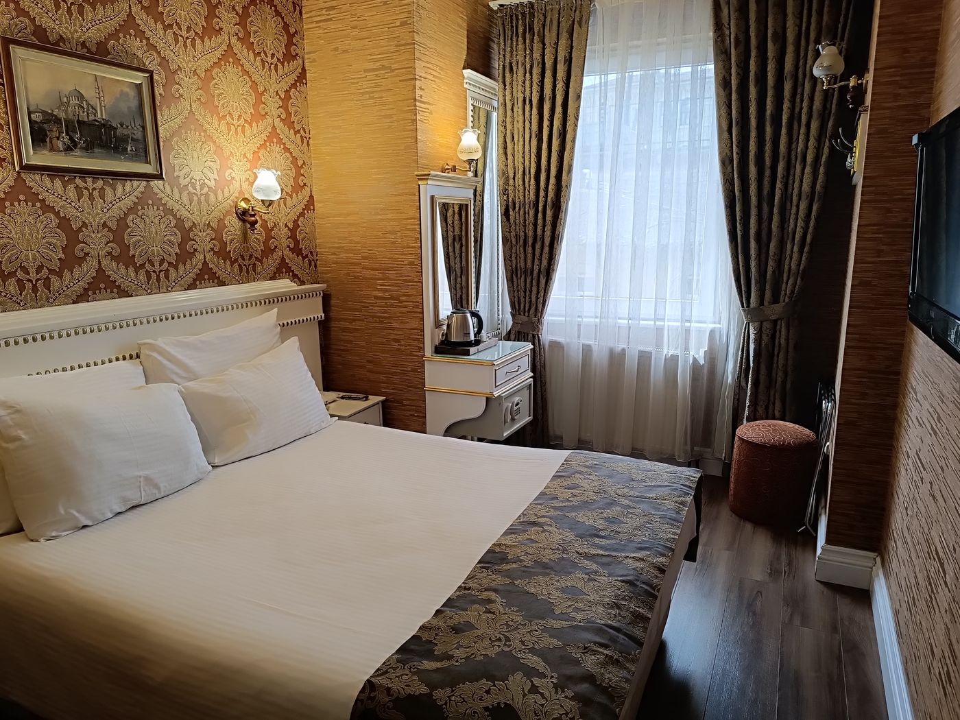 Golden-Horn-Sirkeci-Room-28