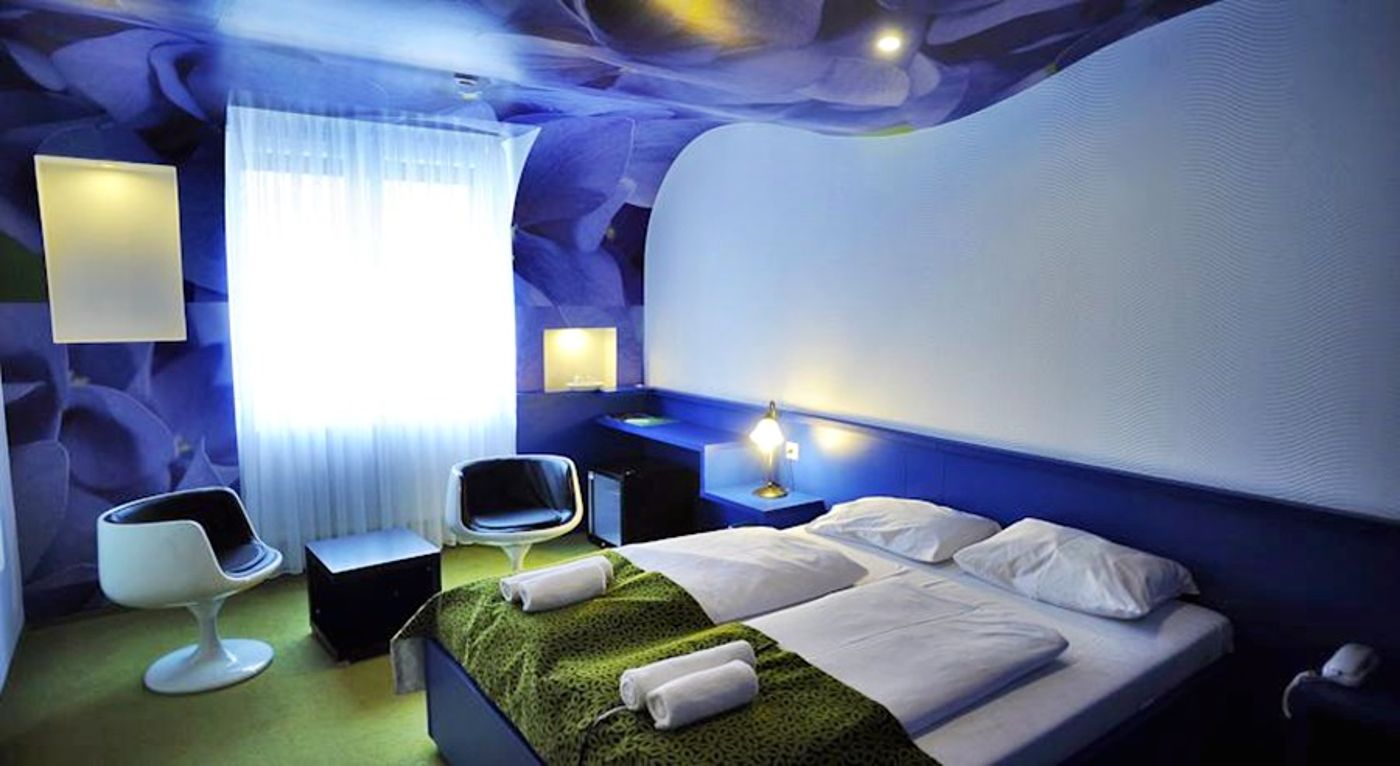 Green-Hotel-Budapest-General-view-14