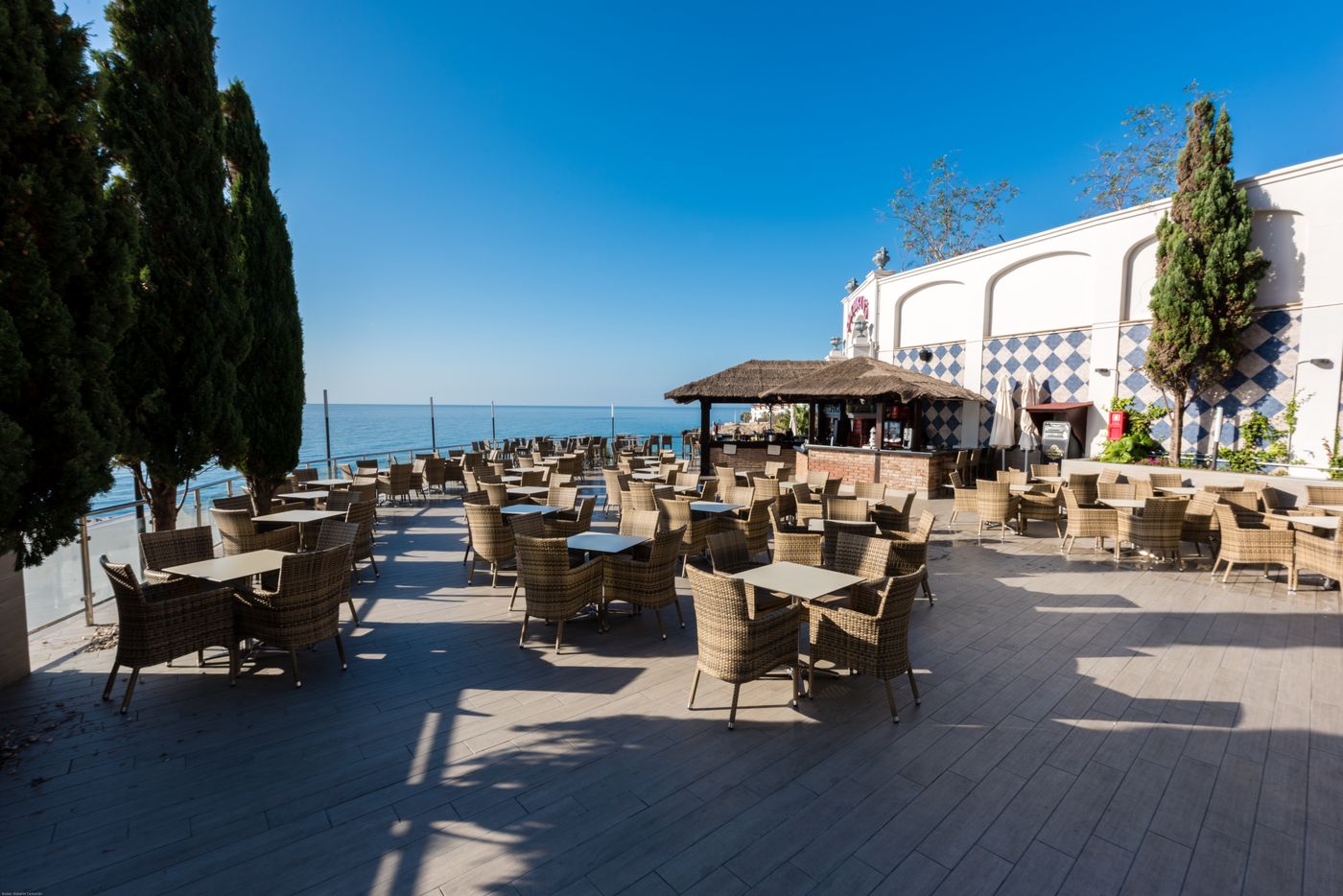 Toboso-Apartments-Restaurant-41