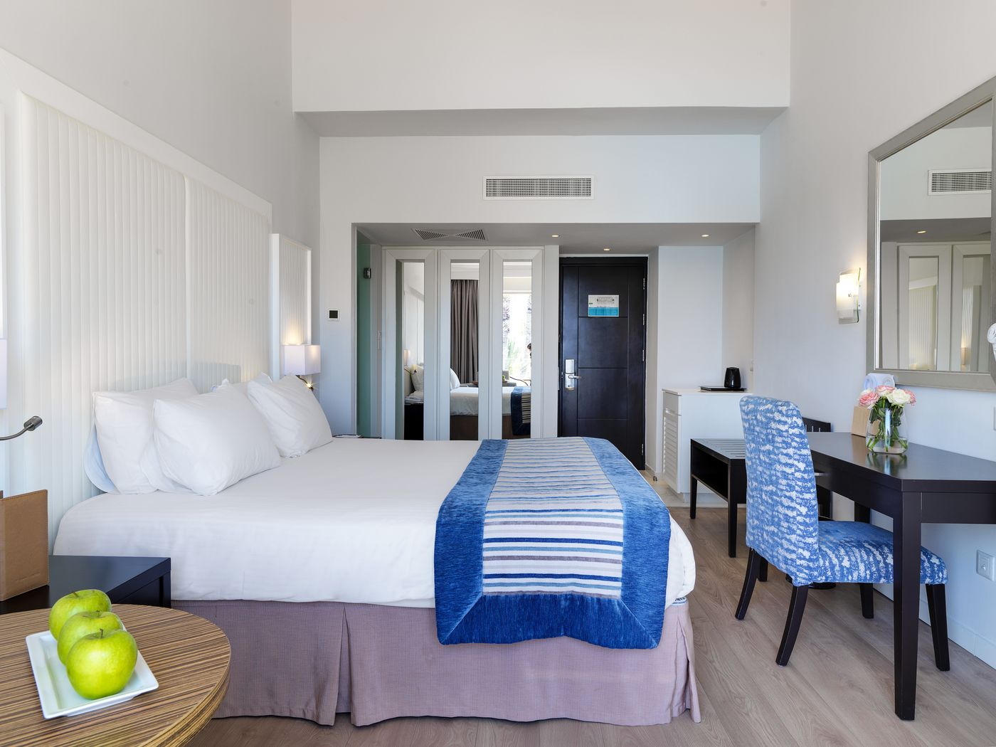 Olympic-Lagoon-Resort-Room-47