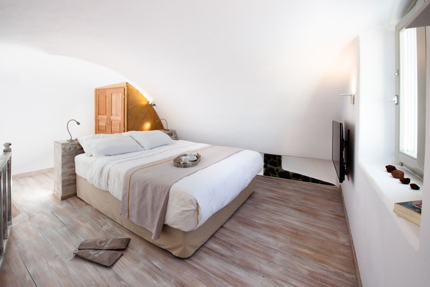 La-Perla-Villas-Room-16