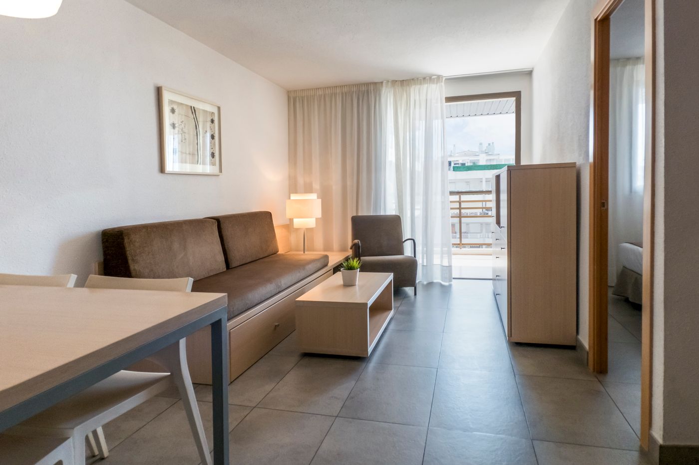 Cye-Salou-Apartments-Room-11