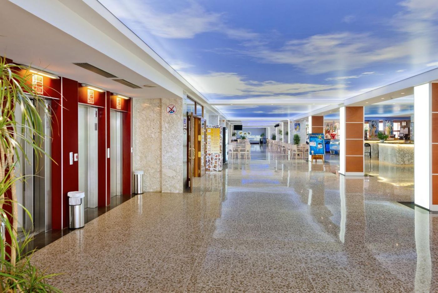 GHT Oasis Park Hotel