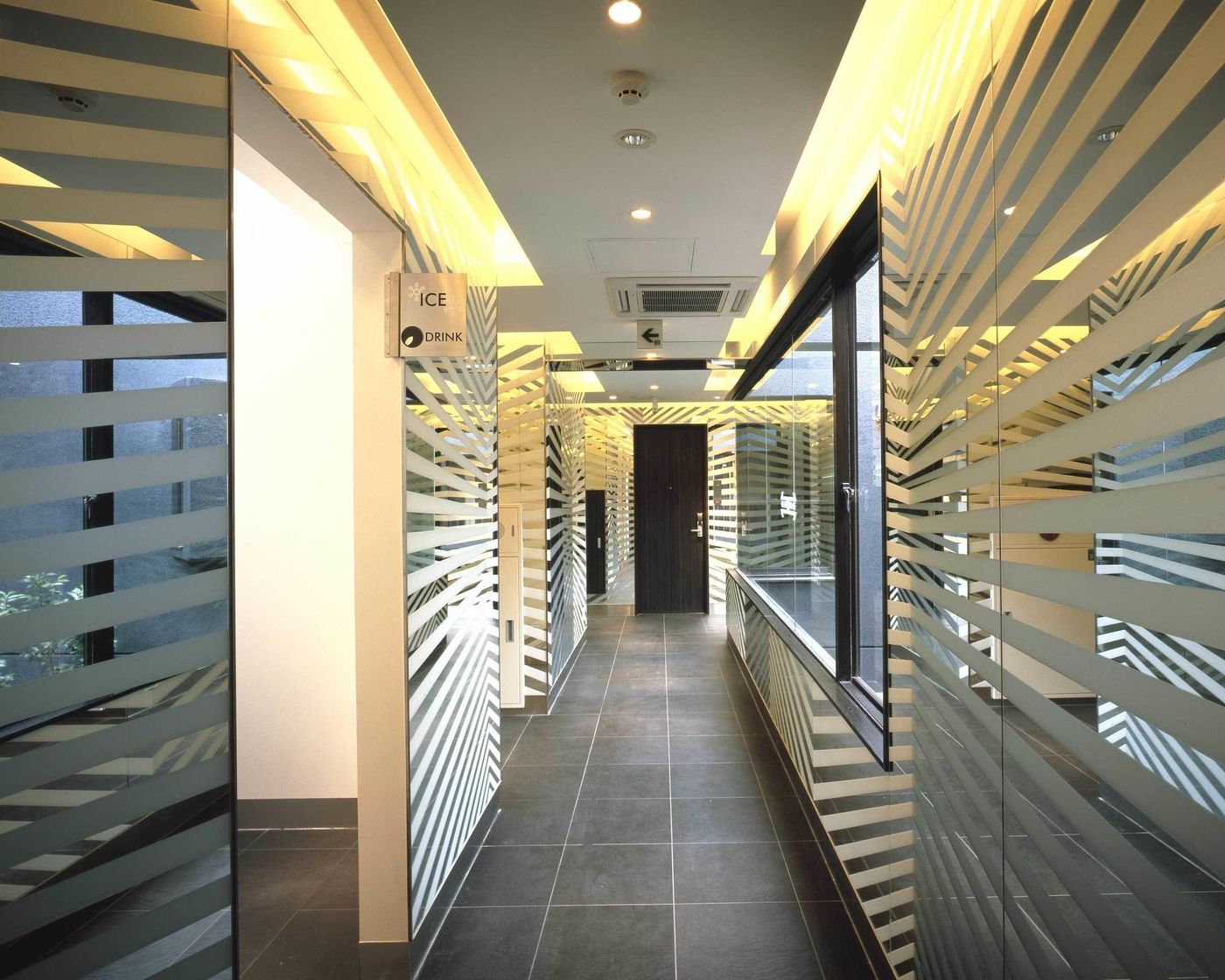 Centurion Residential Akasaka-Japan-TOKYO-Lobby-4