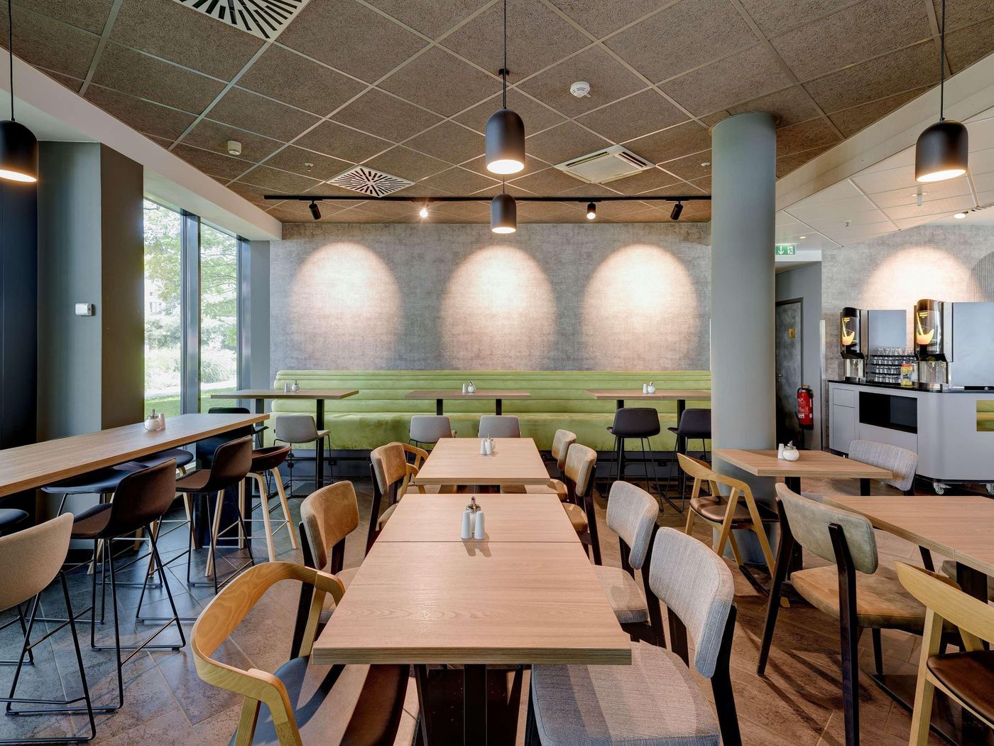 Novotel-Suites-Muenchen-Parkstadt-Schwabing-Restaurant-45