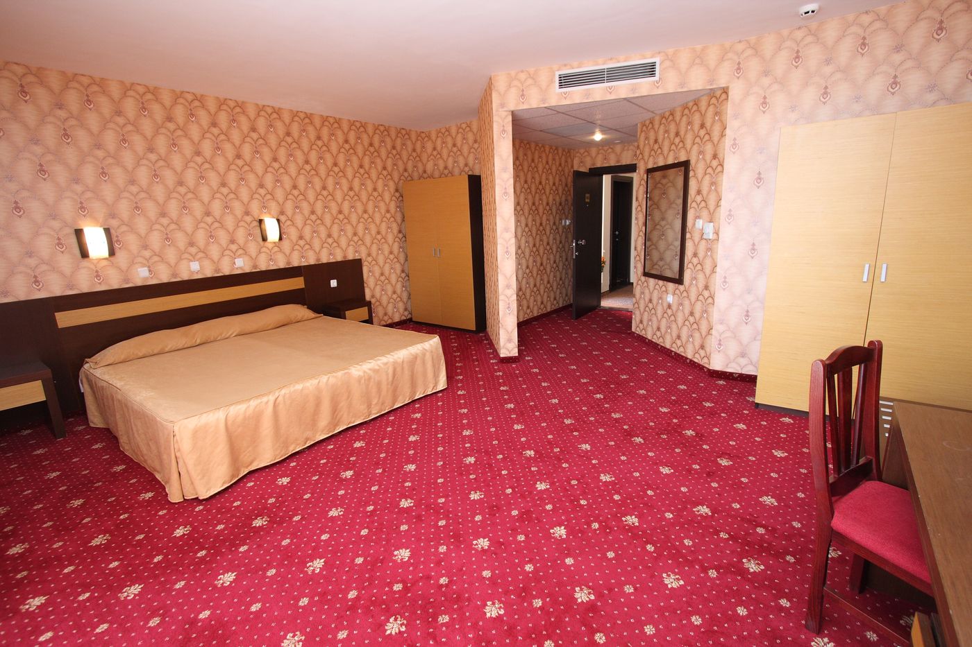 Izola Paradise-Bulgaria-SUNNY BEACH-Room-9