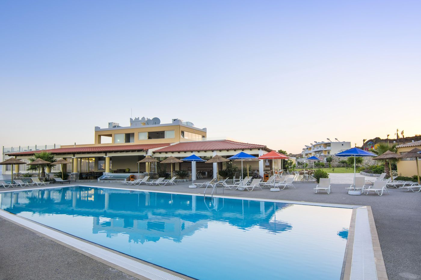 Kouros-Palace-Pool-4