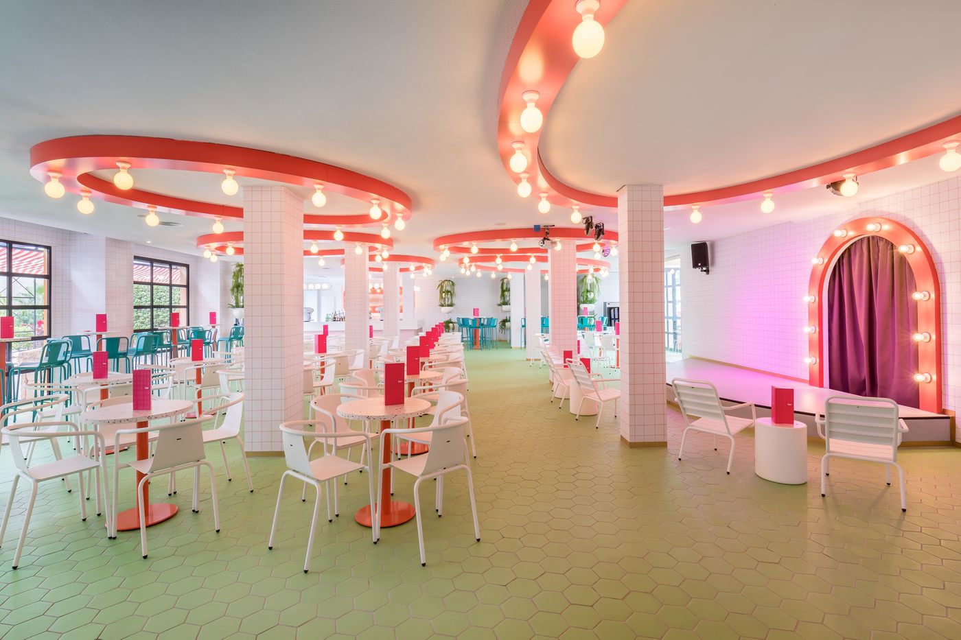 Allegro-Isora-Bar-61