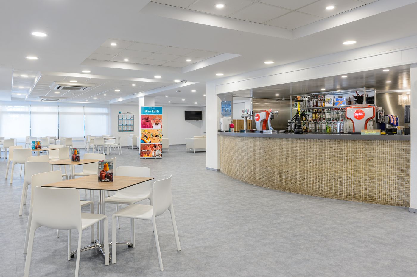 Apartamentos-Playasol-Riviera-Bar-35